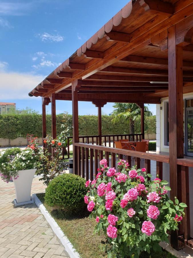 Kristal Hotel