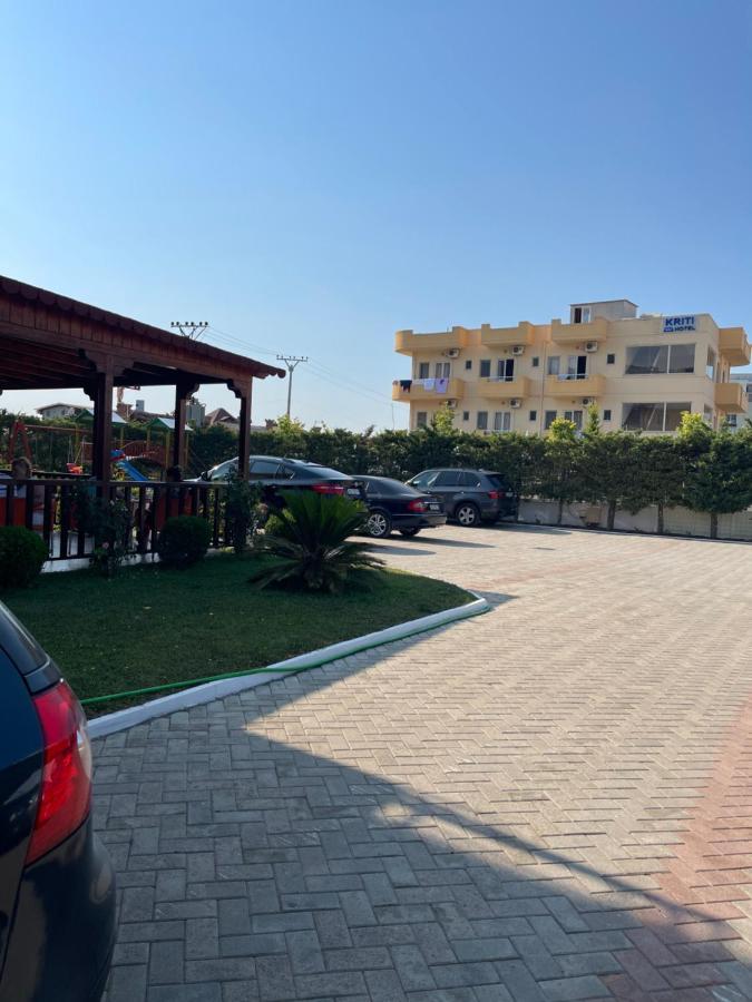 Kristal Hotel